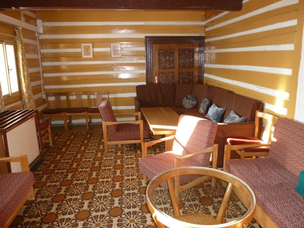 派克波特斯耐兹库 悠佩卡鲁旅馆酒店 外观 照片